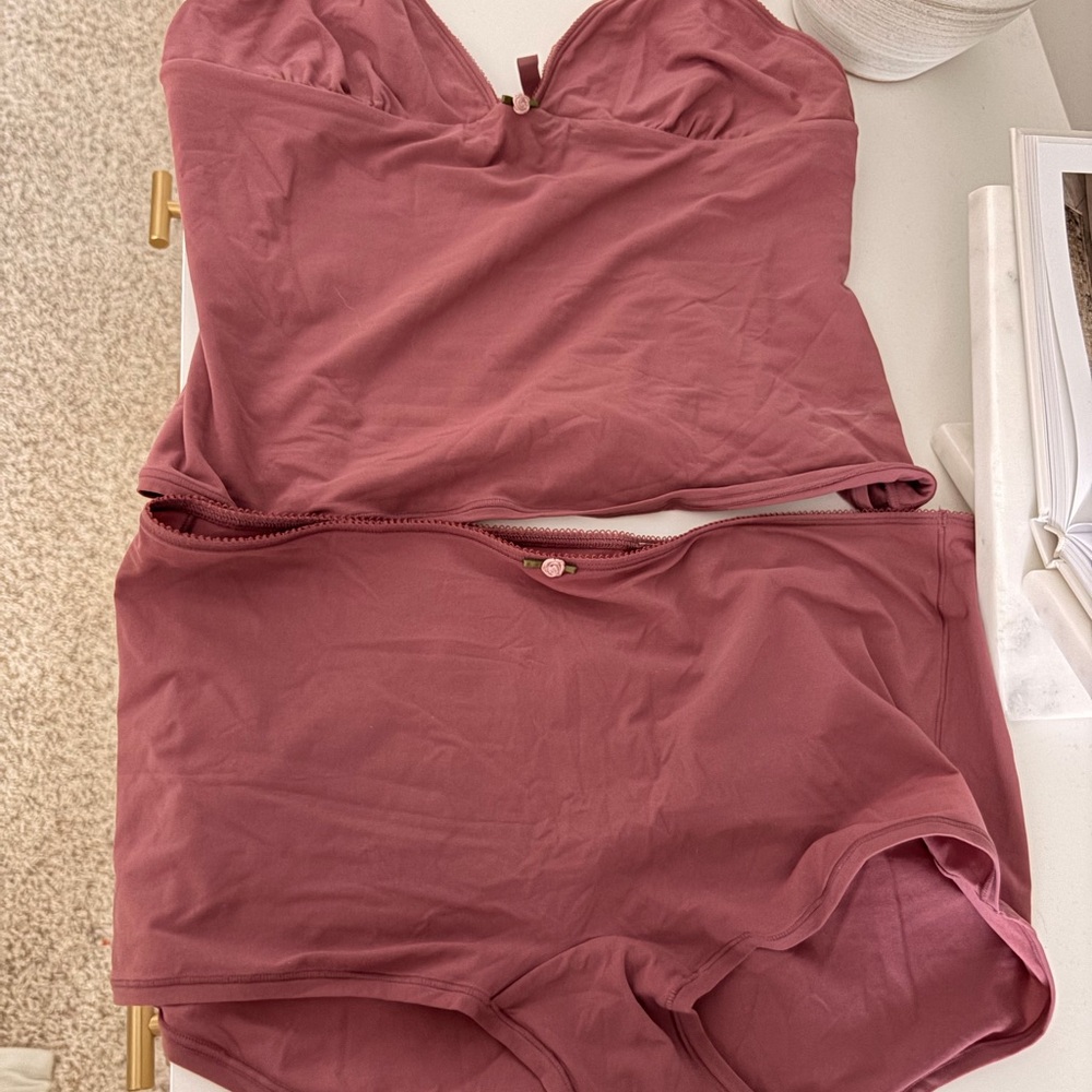 SKIMS Dusty Rose Intimate Set